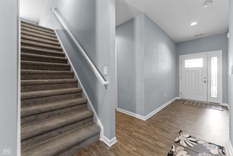 9046 Gordimer Circle Indianapolis IN 46239