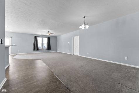 9046 Gordimer Circle Indianapolis IN 46239