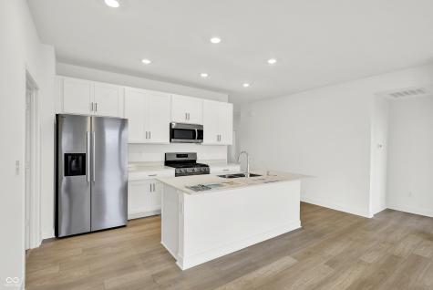 5262 Nettleton Way Avon IN 46123