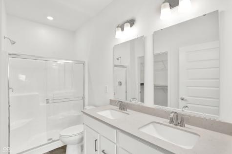 5262 Nettleton Way Avon IN 46123