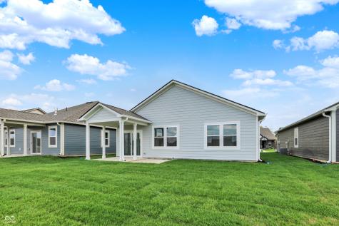 5262 Nettleton Way Avon IN 46123