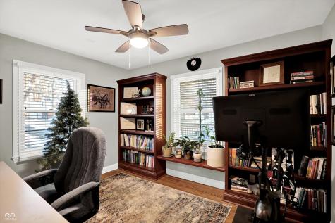 6006 Hillside Avenue W Drive Indianapolis IN 46220