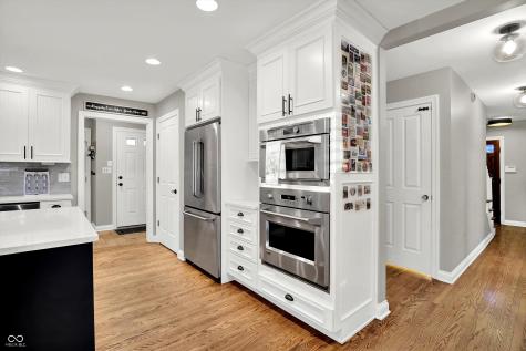 6006 Hillside Avenue W Drive Indianapolis IN 46220