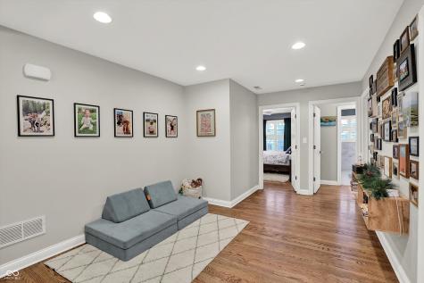 6006 Hillside Avenue W Drive Indianapolis IN 46220