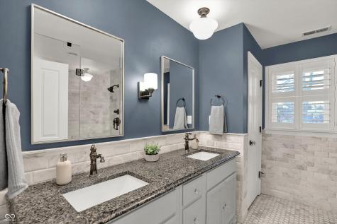 6006 Hillside Avenue W Drive Indianapolis IN 46220