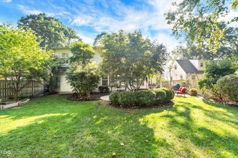 6006 Hillside Avenue W Drive Indianapolis IN 46220