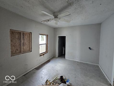3523 E 10th Street Indianapolis IN 46201