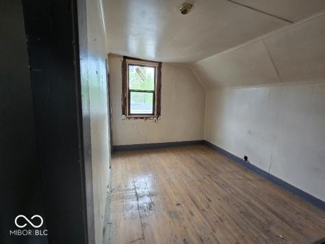3523 E 10th Street Indianapolis IN 46201