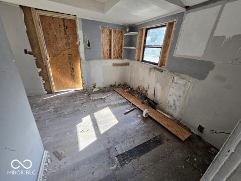 3523 E 10th Street Indianapolis IN 46201