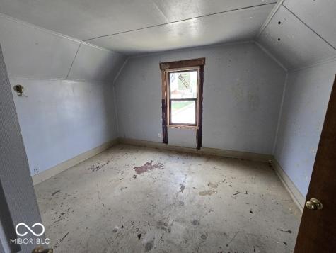 3523 E 10th Street Indianapolis IN 46201