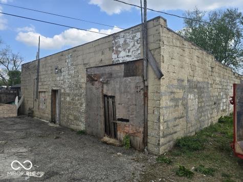 3523 E 10th Street Indianapolis IN 46201
