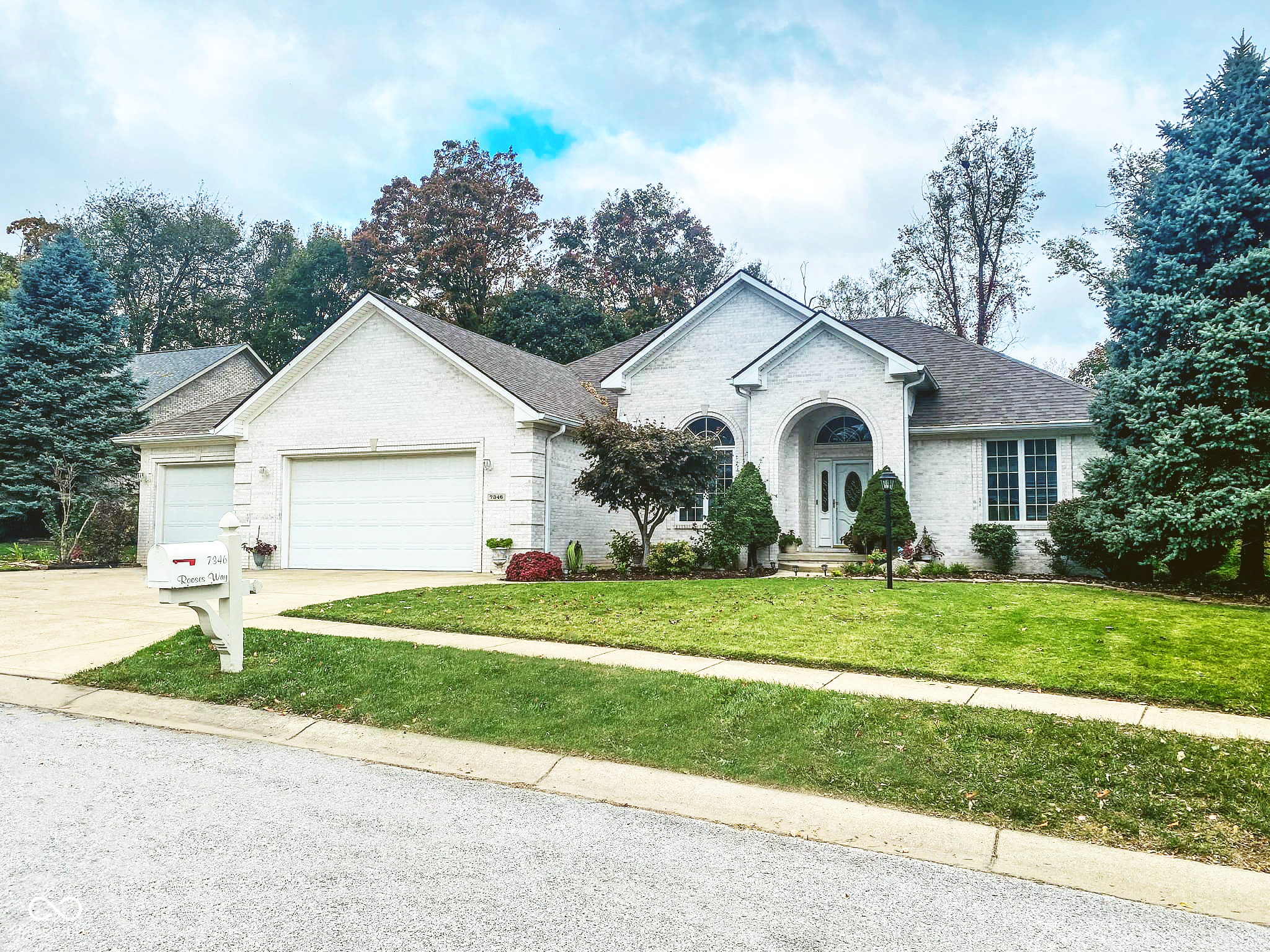 7346 Rooses Way Indianapolis IN 46217