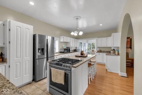 406 E 51st Street Indianapolis IN 46205