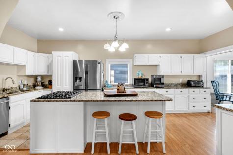 406 E 51st Street Indianapolis IN 46205