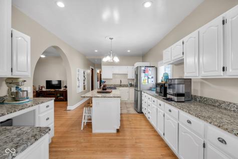 406 E 51st Street Indianapolis IN 46205