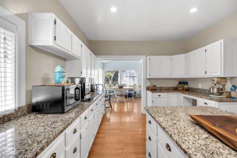 406 E 51st Street Indianapolis IN 46205