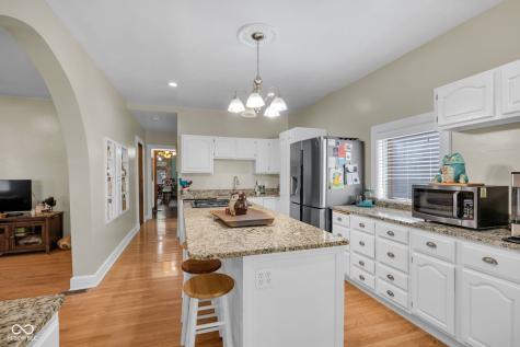406 E 51st Street Indianapolis IN 46205