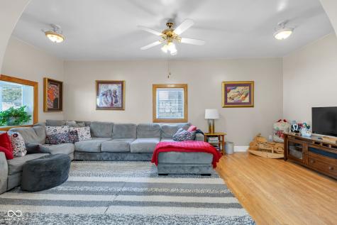 406 E 51st Street Indianapolis IN 46205