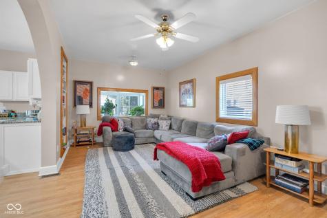 406 E 51st Street Indianapolis IN 46205