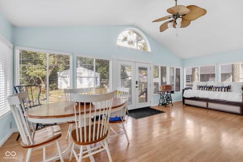 406 E 51st Street Indianapolis IN 46205
