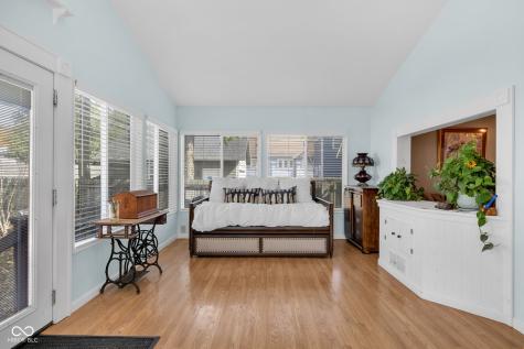 406 E 51st Street Indianapolis IN 46205
