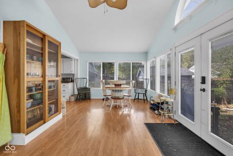 406 E 51st Street Indianapolis IN 46205