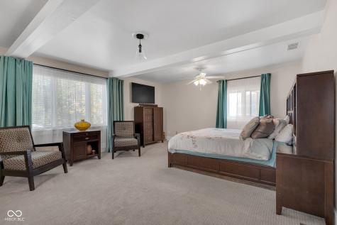 406 E 51st Street Indianapolis IN 46205