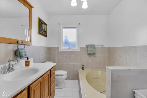 406 E 51st Street Indianapolis IN 46205