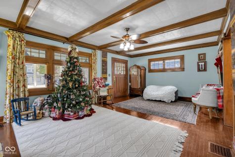 406 E 51st Street Indianapolis IN 46205
