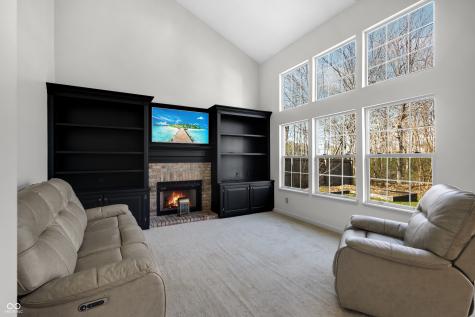 7738 Bright Leaf Circle Indianapolis IN 46239