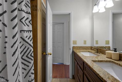7738 Bright Leaf Circle Indianapolis IN 46239
