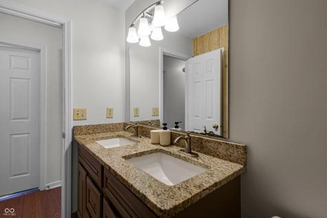 7738 Bright Leaf Circle Indianapolis IN 46239