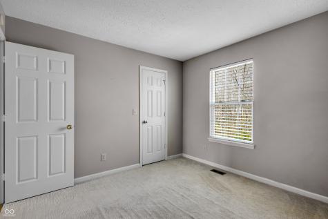 7738 Bright Leaf Circle Indianapolis IN 46239