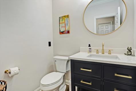 2050 Mulsanne Drive Zionsville IN 46077