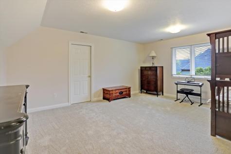 2050 Mulsanne Drive Zionsville IN 46077