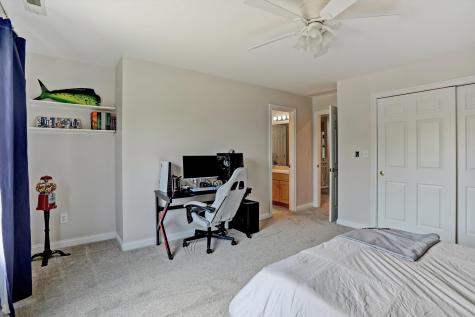 2050 Mulsanne Drive Zionsville IN 46077