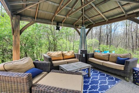 2050 Mulsanne Drive Zionsville IN 46077