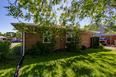 1616 Englewood Drive Indianapolis IN 46219