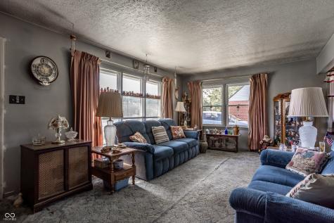 1616 Englewood Drive Indianapolis IN 46219
