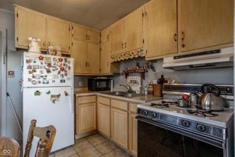 1616 Englewood Drive Indianapolis IN 46219