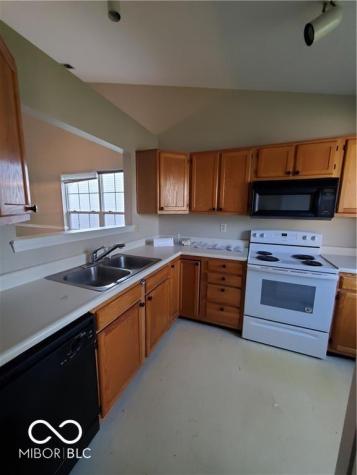 5851 Brobeck Lane Indianapolis IN 46254