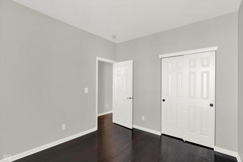 5873 Lost Oaks Drive Carmel IN 46033