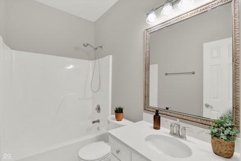 5873 Lost Oaks Drive Carmel IN 46033