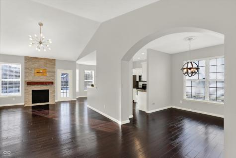 5873 Lost Oaks Drive Carmel IN 46033