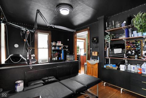 1112 S 10th Street Noblesville IN 46060