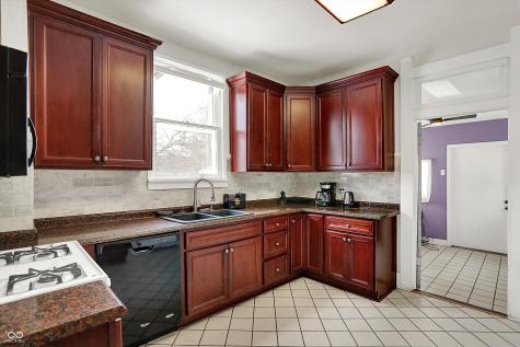 1112 S 10th Street Noblesville IN 46060
