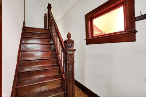 1112 S 10th Street Noblesville IN 46060
