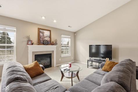 5911 Edelle Drive Indianapolis IN 46237