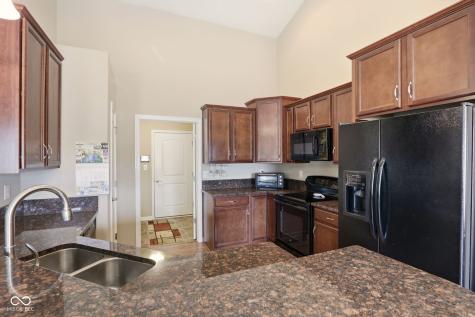 5911 Edelle Drive Indianapolis IN 46237