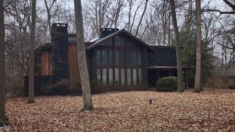 1677 W Forest Road Crawfordsville IN 47933